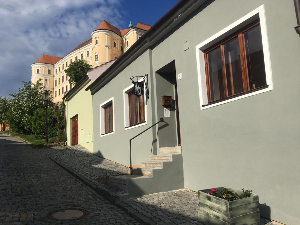 Castle-Wall-Inn Mikulov Eksteriør billede