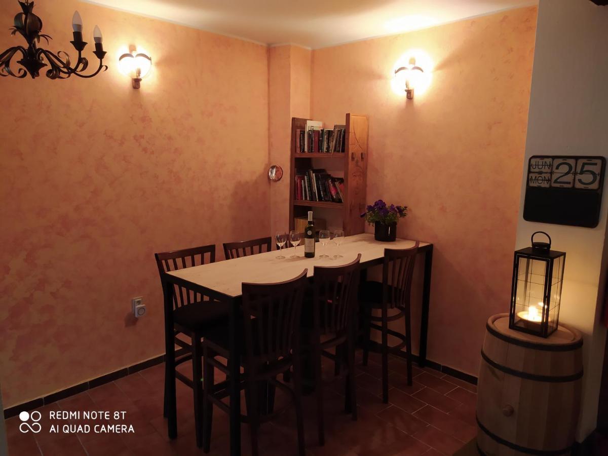 Castle-Wall-Inn Mikulov Eksteriør billede
