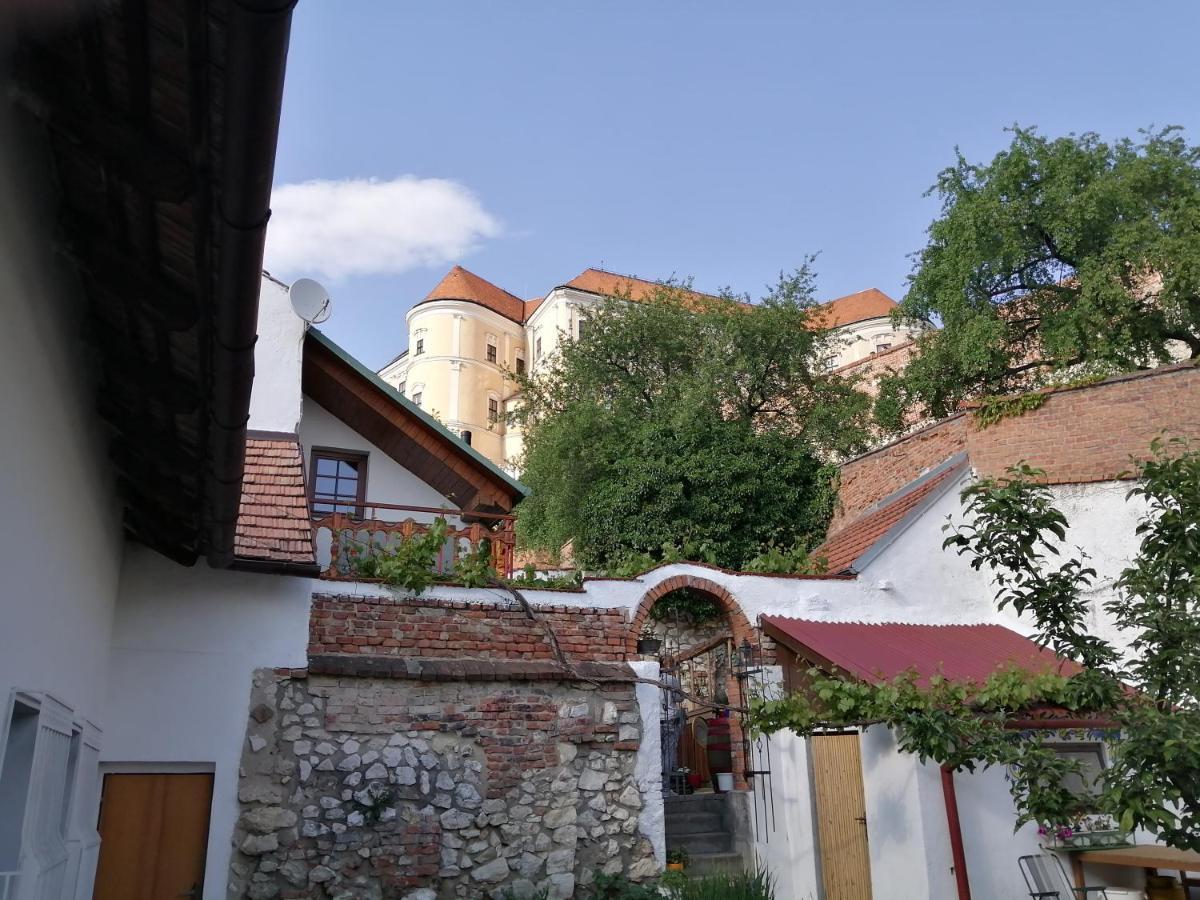 Castle-Wall-Inn Mikulov Eksteriør billede
